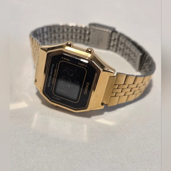 Casio A168 3298 Digital Watch Box With Instruction Manual - Picture 2 of 8